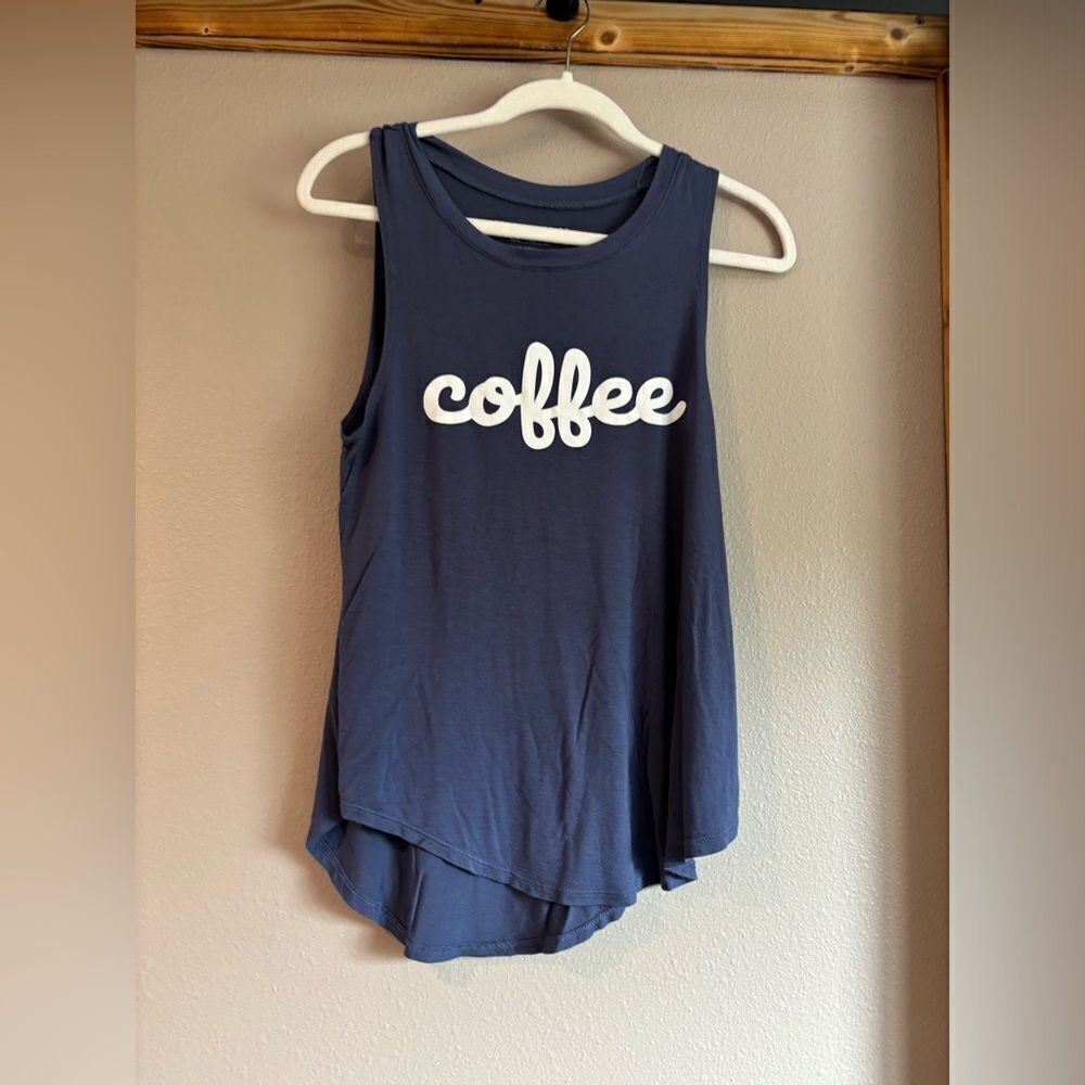 3 Tank Tops - Picture 5 of 9